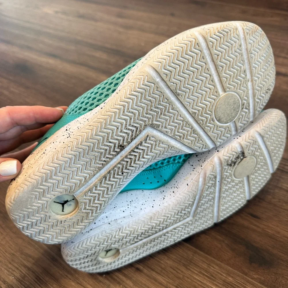 Jordan Nike Reveal Hyper Turquoise Sneakers 9.5
